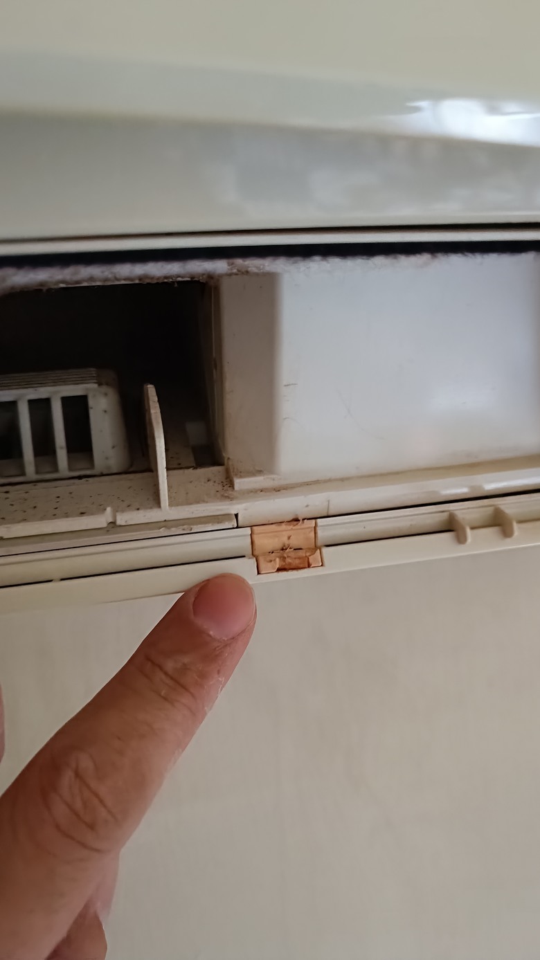 點我看大圖 連假閒閒沒出門,來洗洗冷氣