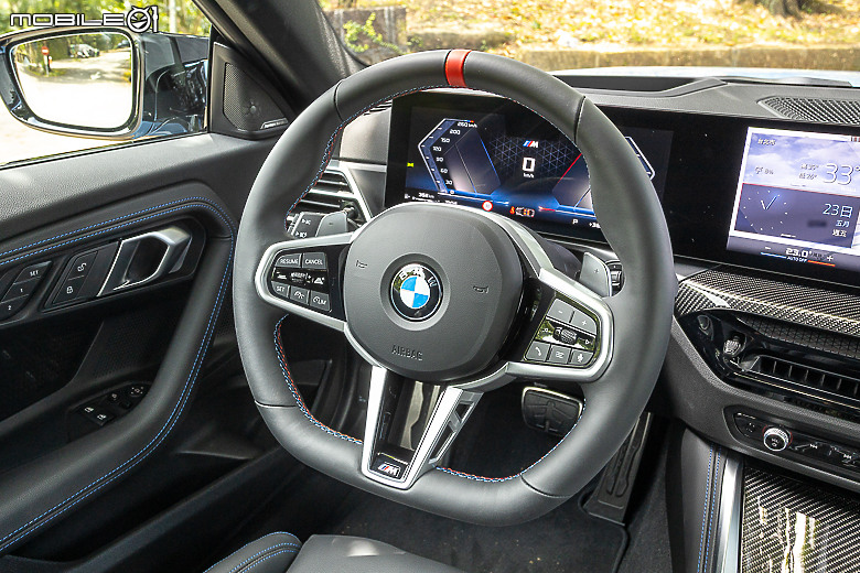BMW 小改款 M240i xDrive 試駕｜全天候戰力與愉悅樂趣兼具的雙門小跑車！