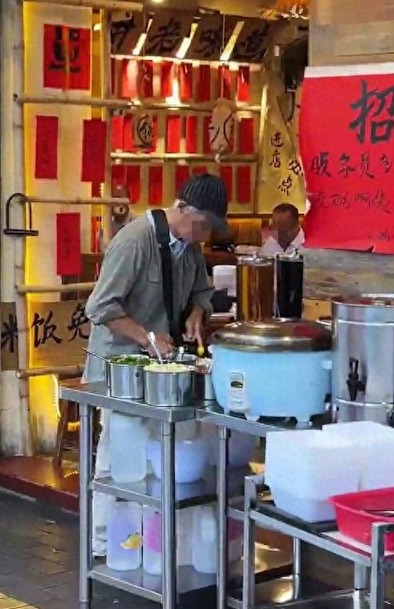 江門餐廳免費供應白飯，白髮老人天天報到突消失，老闆娘發聲了