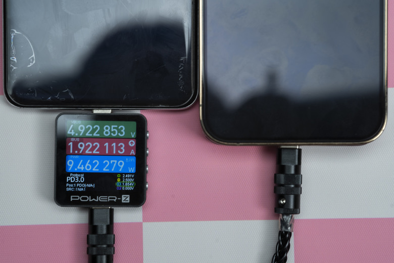 【開箱測試】A1664 Anker MagGo 超薄磁吸行動電源 10000mAh Qi2 15W 超薄 質感超好