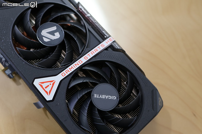 [NV v.s. AMD] 狙擊 NV 5060 技嘉 Radeon RX 9060 XT GAMING 開箱