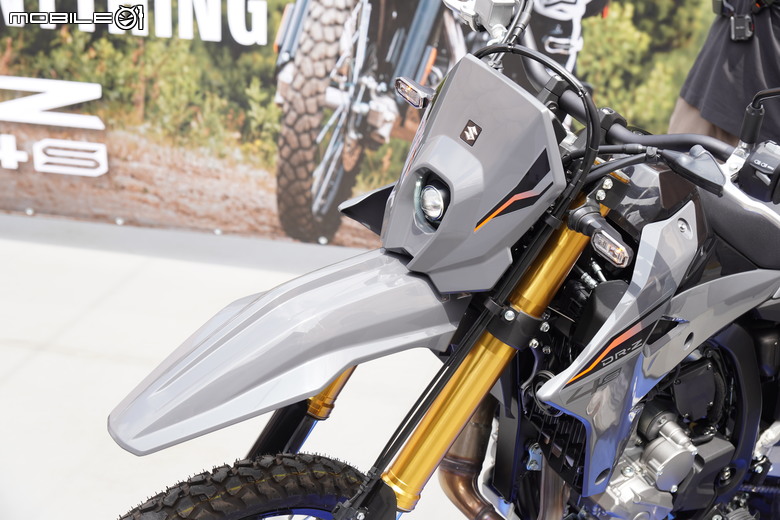傳奇歸來，野性再臨 SUZUKI DR-Z4 S / SM 發表會，越野版、滑胎版早鳥售價：368,000元！！
