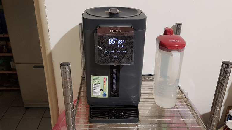 點我看大圖 CHIMEI WB-50YTB2 5L 熱水瓶開箱 (圖多慎入)