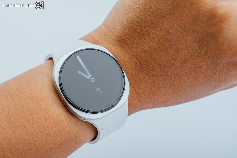 Samsung Galaxy Watch 8 / Watch 8 Classic 動手玩｜健康偵測更強大、首次導入 Gemini 智慧助理！