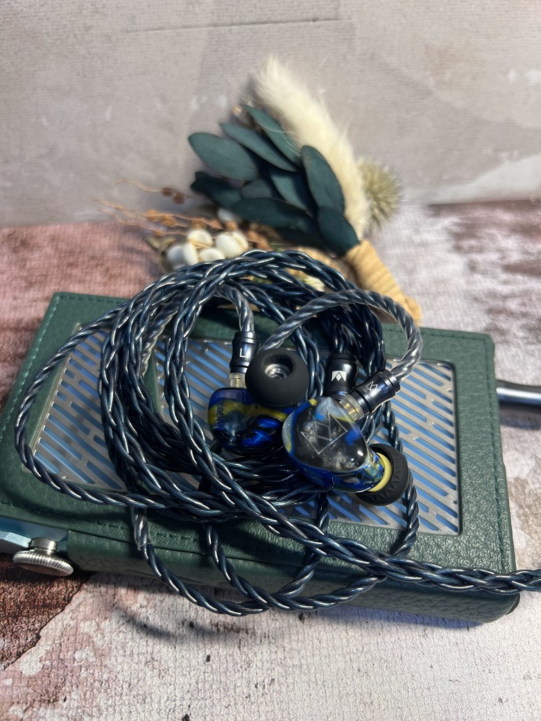 【心得】Noble Audio 梵谷 梵高Van Gogh 有線耳機 評測