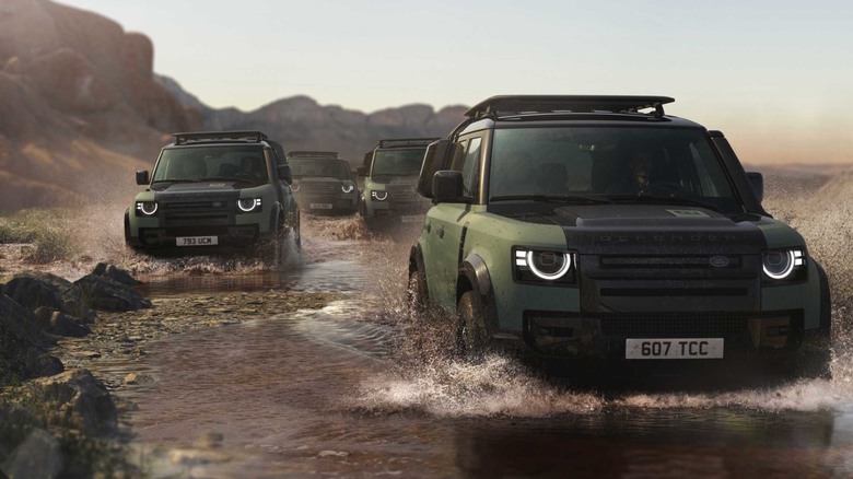 Defender Trophy Edition 限量登場