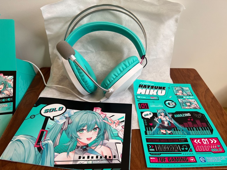 『開箱』TUF H1 GEN II 初音未來聯名耳機