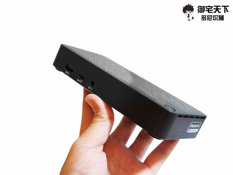 開箱｜Targus Universal USB-C™ DV4K Docking Station 多功能擴充埠（DOCK310） - 一次滿足 65W 充電、雙螢幕、網路、接口擴充需求！