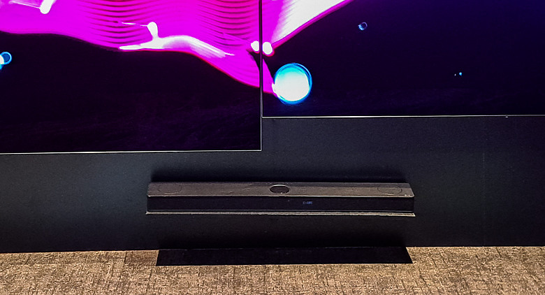 LG 2025 OLED與QNED智慧顯示器新品齊發 LG SIGNATURE OLED T首款真無線透明智慧顯示器在台登場