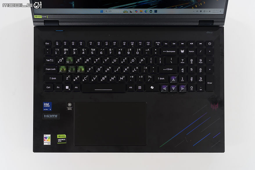 Acer Predator Helios 18 AI 測試報告｜旗艦掠奪者滿血回歸