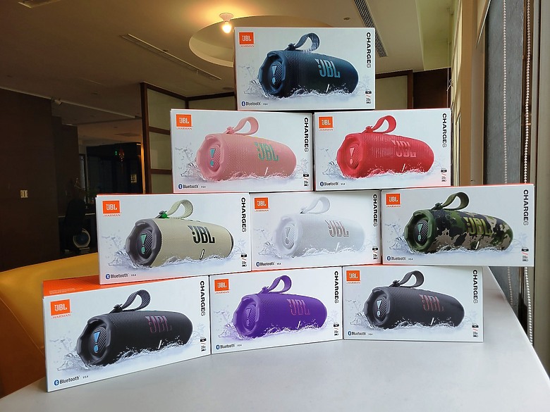 << 你有多"9"沒聽好聲音了? >> JBL Charge 6 藍芽喇叭體驗分享