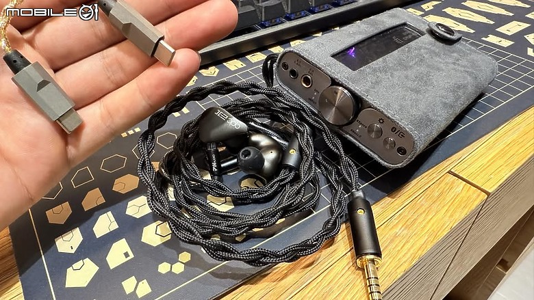 怎麼樣! 我說已經退燒了一小時了 iFi Audio xDSD Gryphon | 2025