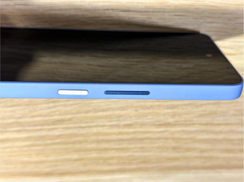 防水、耐用的二號機,SHARP AQUOS wish5購入開箱