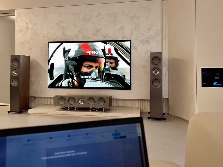 點我看大圖 如「烏托邦」的精品StormAudio風暴/KEF 5.2.6客廳劇院
