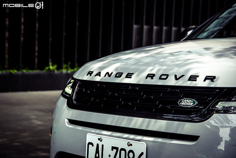 Range Rover Evoque 新年式試駕|新增「都會魅影版」,黑化套裝一次奉上!