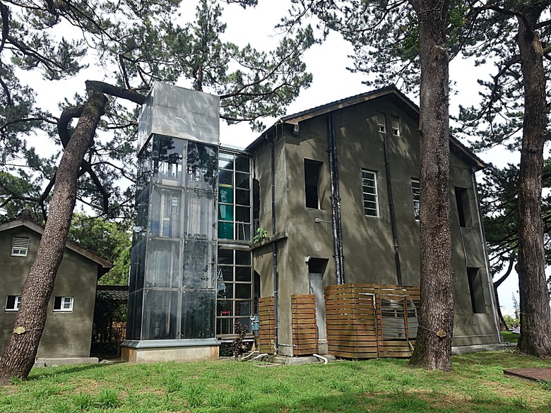 花蓮將軍府1936、花蓮港放送局1944、松園別館、花蓮文化創意產業園區、台灣鐵路局花蓮管理處處長官邸、野光 Fluorescent (原：黑金通) — 花蓮市區3小時快閃行旅