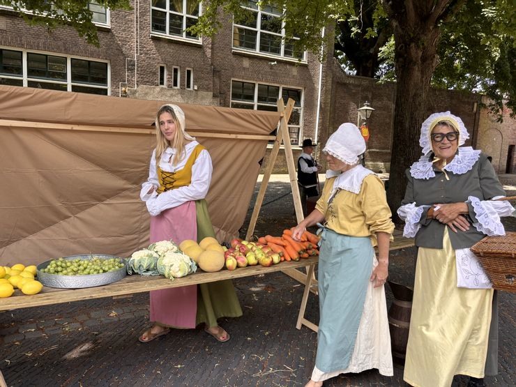穿越到17世紀的荷蘭萊登，和林布蘭一起自拍：Leiden Rembrandt Days 一場居民打造的沉浸式荷蘭體驗