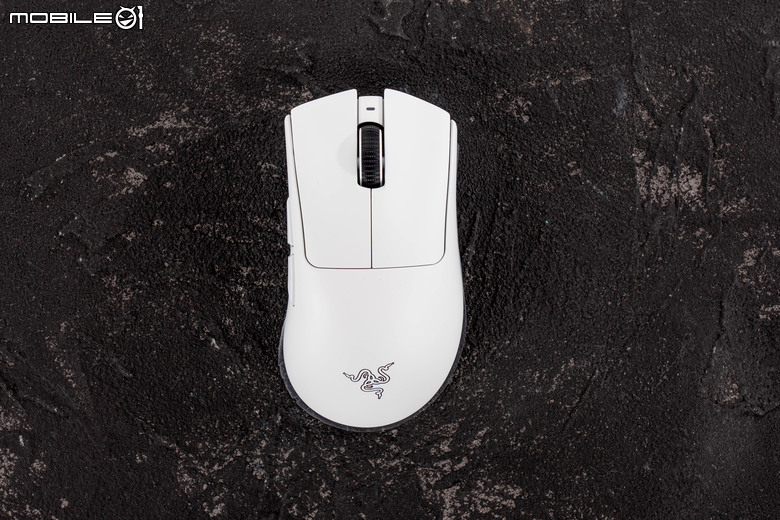 Razer DeathAdder V4 Pro 開箱試用 頂尖電競滑鼠性能再創顛峰之作