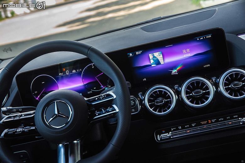 Mercedes-Benz GLA 200 / Mercedes-AMG A 35 4MATIC 摘星版試駕|圓一個夢,一個近在咫尺的夢!
