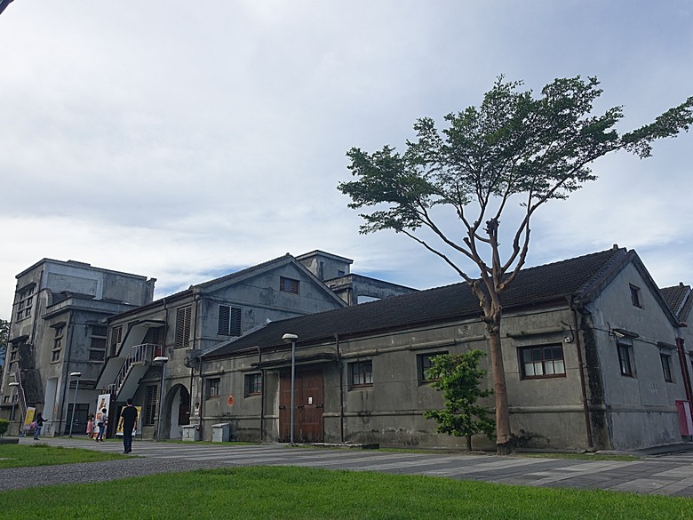 花蓮將軍府1936、花蓮港放送局1944、松園別館、花蓮文化創意產業園區、台灣鐵路局花蓮管理處處長官邸、野光 Fluorescent (原：黑金通) — 花蓮市區3小時快閃行旅