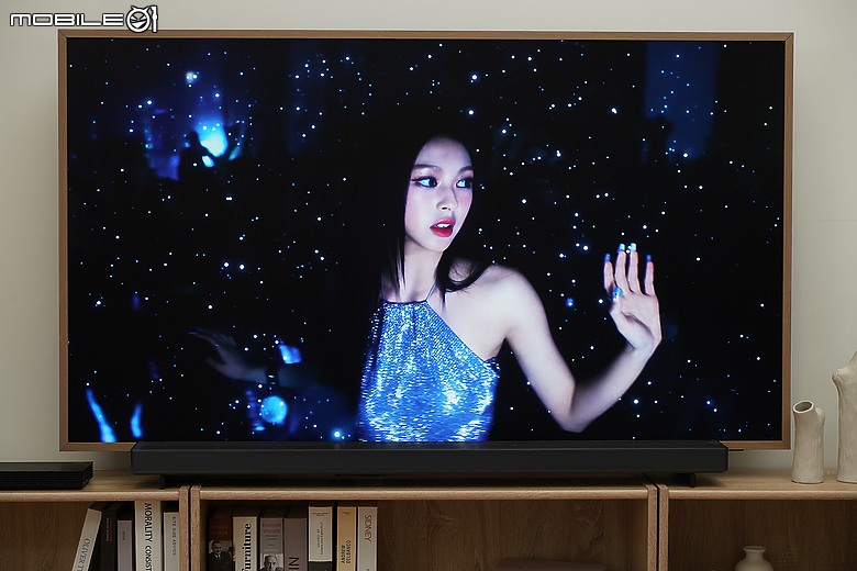 三星 The Frame Pro｜藝術走進日常，化身客廳中的美術館！畫質、抗反光全面進化！