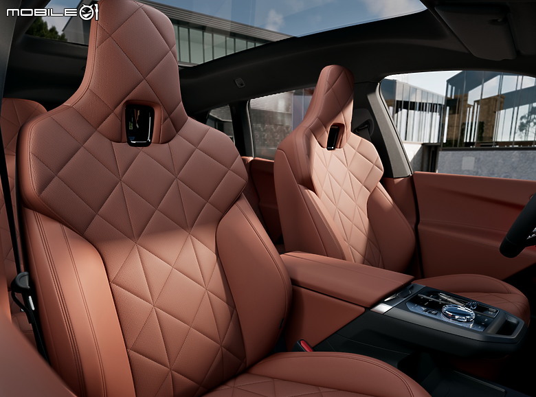 【國內新訊】BMW 小改款 iX 三車型 338 萬元起正式上市，更出色的動力表現及續航里程！
