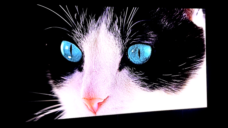 【阿洪開箱中】3雷射投影加上Ai技術畫質真的猛？看大片跟打遊戲一次幫你升級到好!Vidda C3 PRO 4K三色雷射投影機開箱！C3 Ultra 以及 C3S一起實測給你看!(圖多)