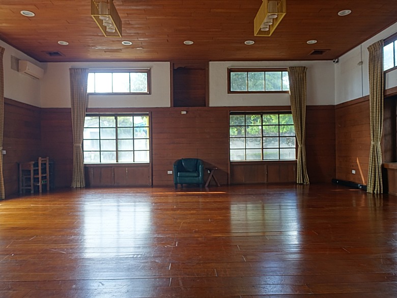 花蓮將軍府1936、花蓮港放送局1944、松園別館、花蓮文化創意產業園區、台灣鐵路局花蓮管理處處長官邸、野光 Fluorescent (原：黑金通) — 花蓮市區3小時快閃行旅