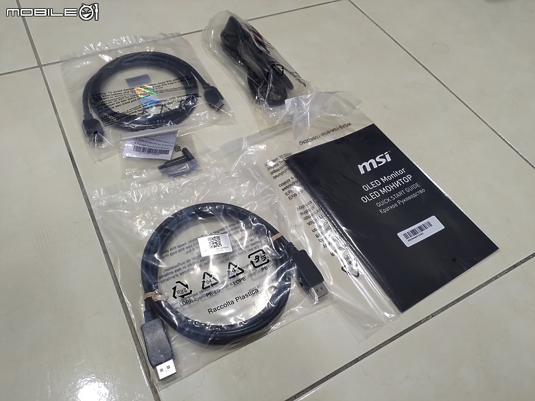 [分享開箱]MSI GAMING 微星 321UP QD-OLED