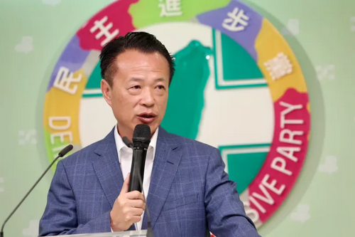 嘉義縣沒水電正常上班課！翁章梁臉書遭洗版 民眾轟：在開玩笑？