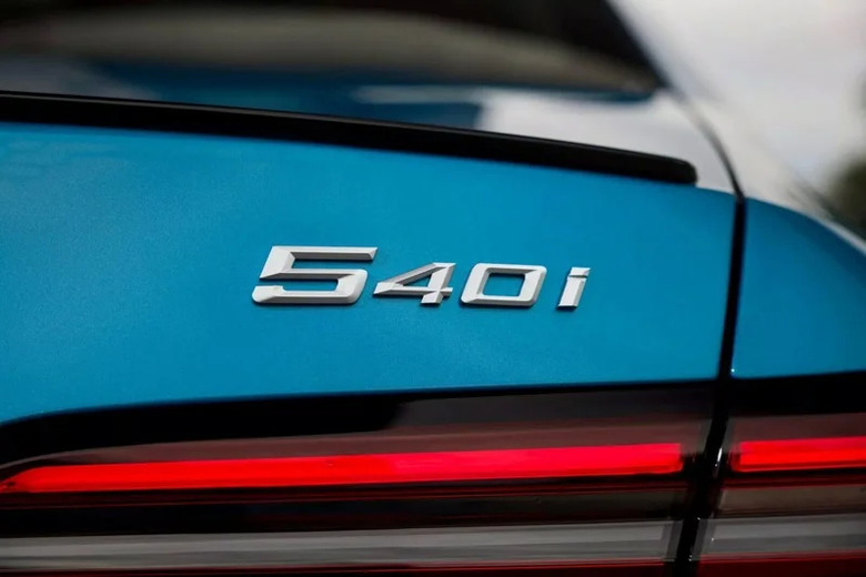 BMW直六引擎經典不滅! 加拿大BMW限量推出540i xDrive Legacy Edition
