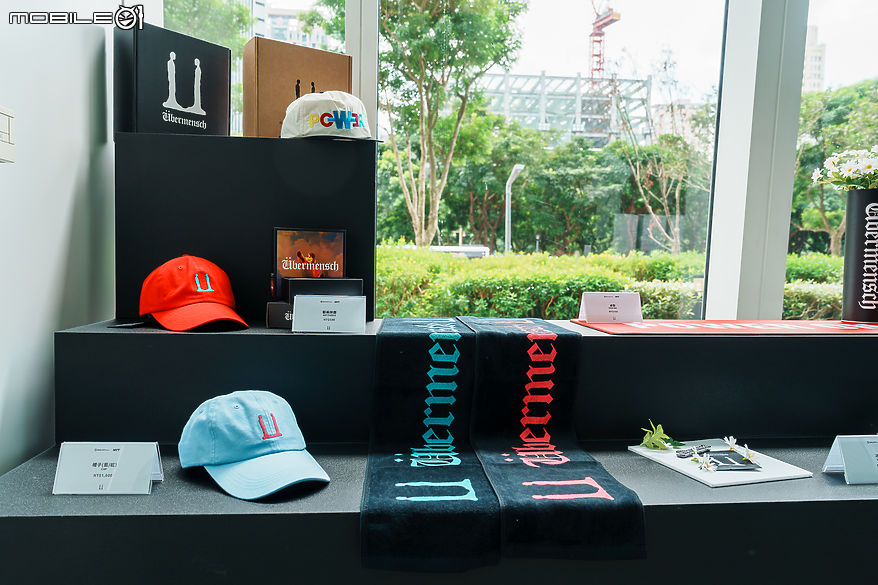 導入 AI、即時全息投影等頂尖科技《G-DRAGON MEDIA EXHIBITION：Übermensch》台北場正式開展
