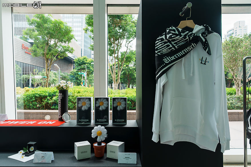 導入 AI、即時全息投影等頂尖科技《G-DRAGON MEDIA EXHIBITION：Übermensch》台北場正式開展