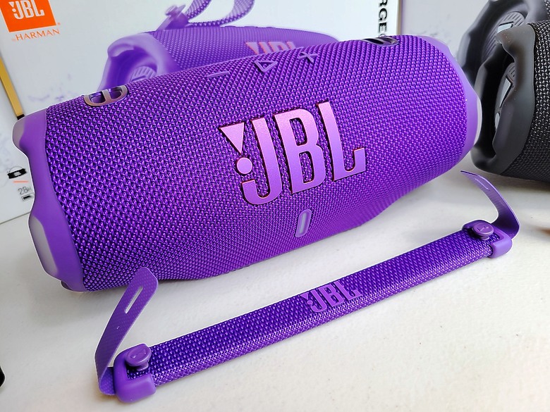 << 你有多"9"沒聽好聲音了? >> JBL Charge 6 藍芽喇叭體驗分享