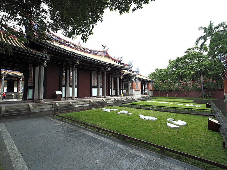 臺北市孔廟、大龍峒保安宮、円山駅/鐵路局北淡線(圓山站)宿舍、舉人豆花/小邑弦歌、陳悅記祖宅 | 老師府、迪化污水處理廠附設休閒運動公園 — 臺北市區小旅行之大龍峒老建築篇