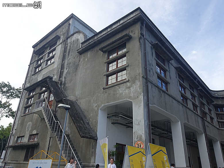 花蓮將軍府1936、花蓮港放送局1944、松園別館、花蓮文化創意產業園區、台灣鐵路局花蓮管理處處長官邸、野光 Fluorescent (原：黑金通) — 花蓮市區3小時快閃行旅