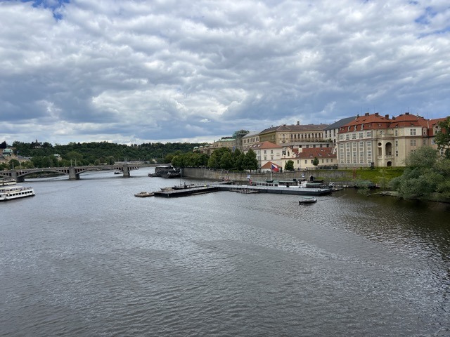 🛫🛬 (2025 Spring) Praha 布拉格,捷克 4日漫遊 :