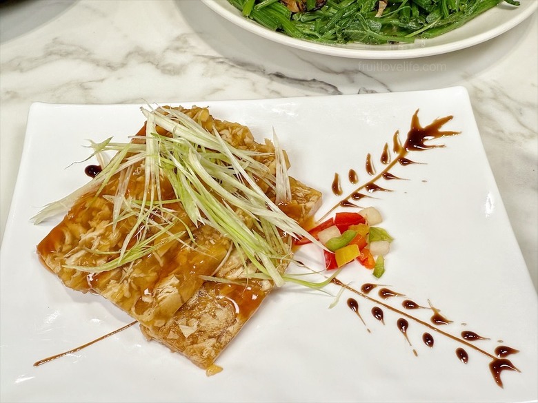素食新境界！創意熱炒Ｘ精緻裝潢，味蕾與心靈的雙重饗宴