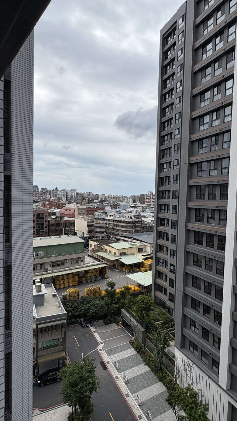 小檜溪合康檜邑,朝外景觀2房車,黃金樓層電梯口柱邊大車位 免仲介費
