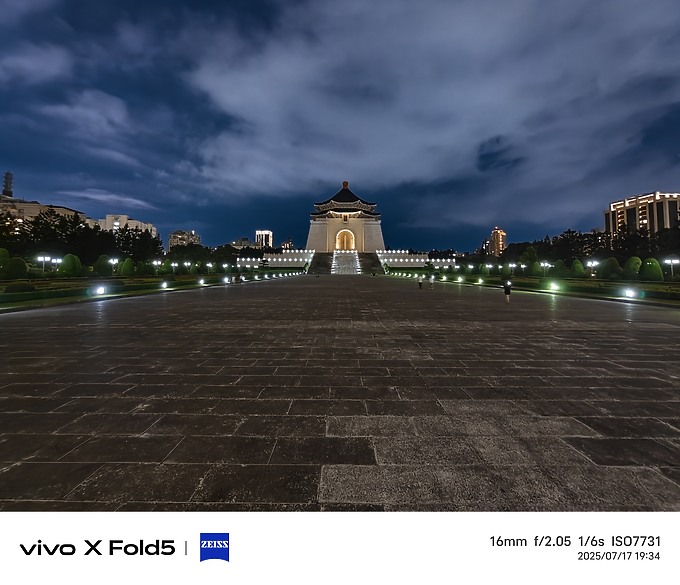 vivo X Fold5體驗｜攝影、電量特化的輕巧大摺！