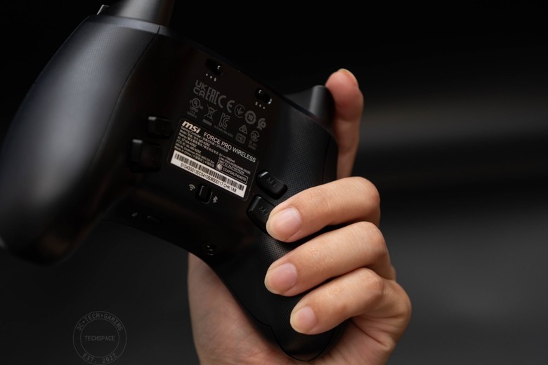 點我看大圖 MSI FORCE PRO WIRELESS 電競搖桿開箱評測 | 三段式霍爾效應觸發、48hrs 超強自定義長效沈浸體驗