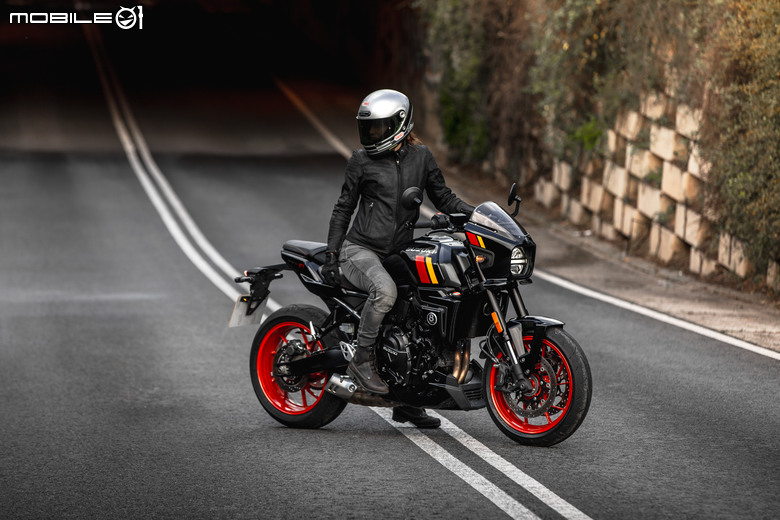 SUZUKI全新8T、8TT正式亮相!並雙平台復古車型發表!