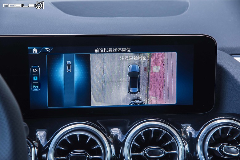 Mercedes-Benz GLA 200 / Mercedes-AMG A 35 4MATIC 摘星版試駕|圓一個夢,一個近在咫尺的夢!