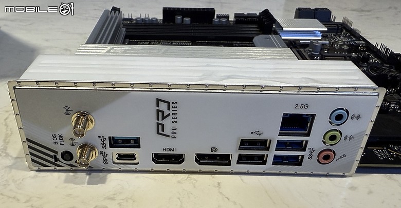 點我看大圖 WIFI 裝機實用派+規格齊全 ASRock B860M Pro RS WiFi 開箱