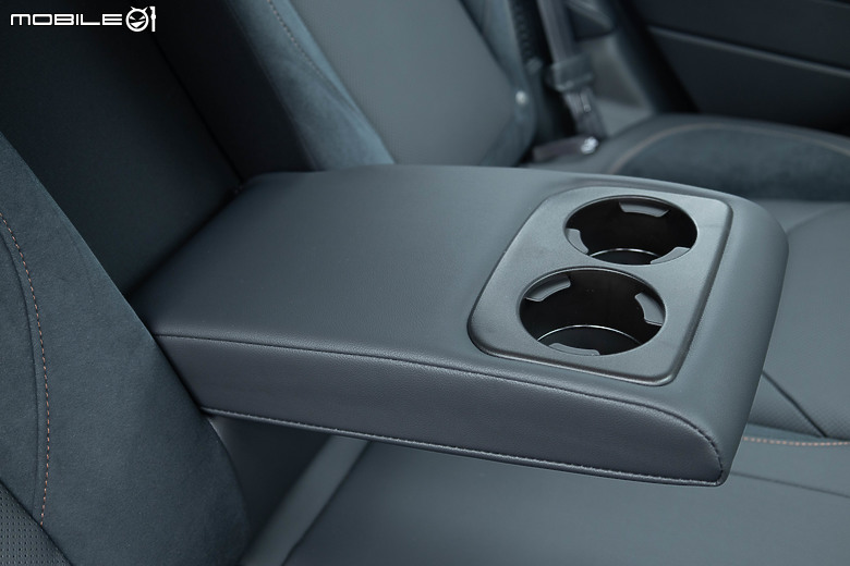 Subaru Forester Hybrid 大改款試駕｜全新油電動力更省油，但四驅性能一樣出色！