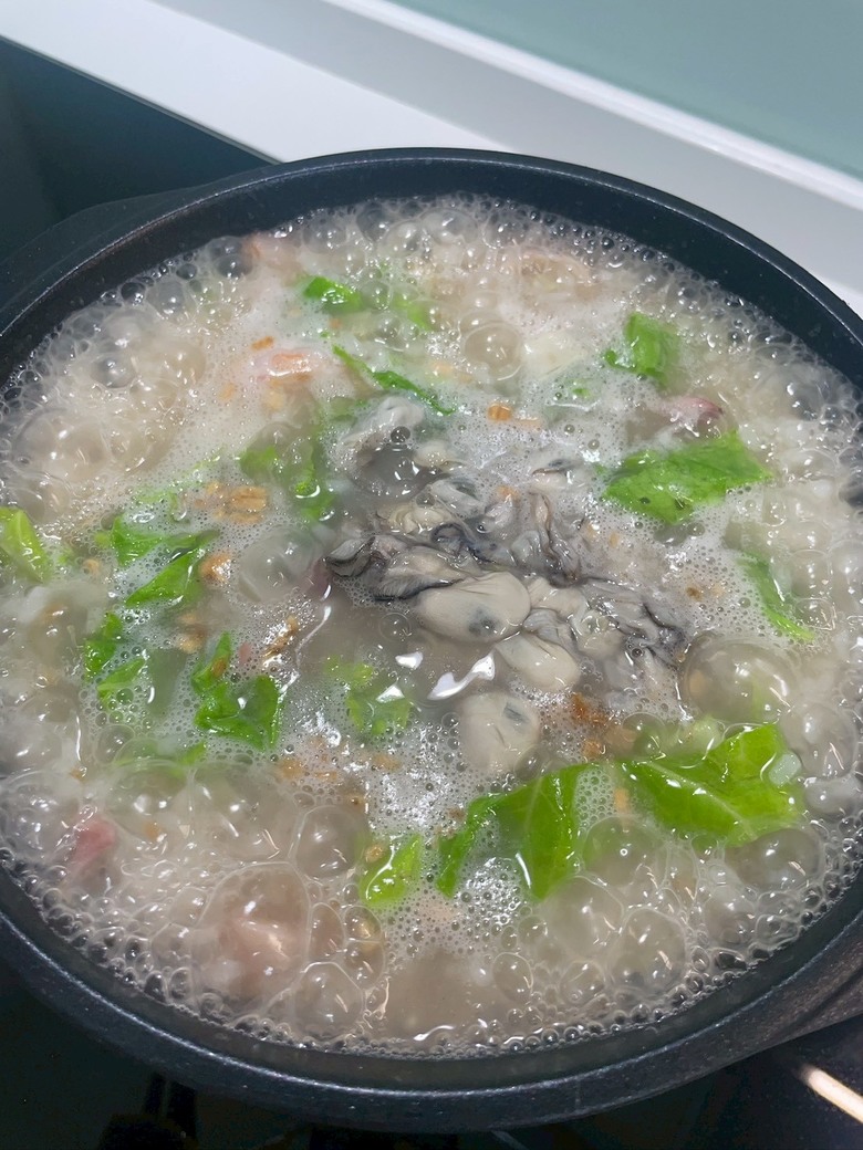 簡單但是味道超鮮的海鮮粥！