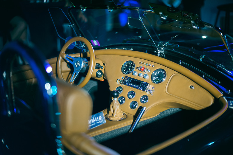點我看大圖 『分享』經典重啟。血統不滅 AC Cobra GT 正式登台發表會
