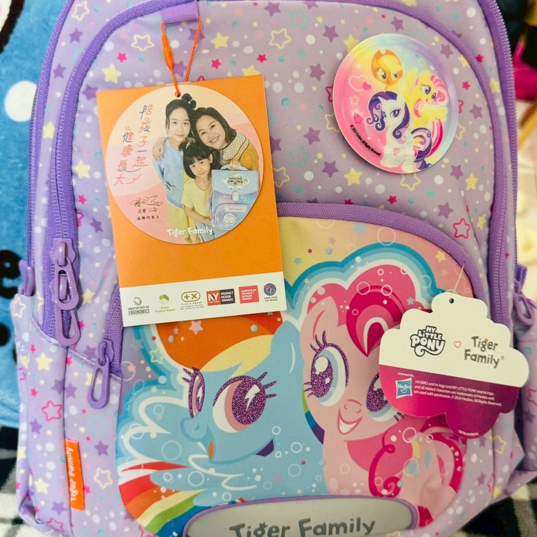 我也買TigerFamily捷樂書包了容量＋分隔設計超棒