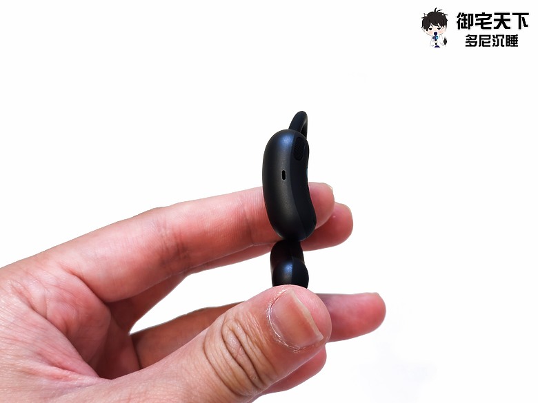 開箱｜soundcore AeroFit 2 AI 開放式藍牙耳機 - 解決不入耳音質問題，有感可入手之作！