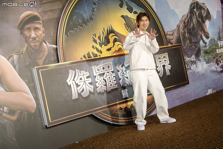 男女神降臨《侏羅紀世界:重生》台北首映會 親曝侏羅紀系列電影的初次感動時刻
